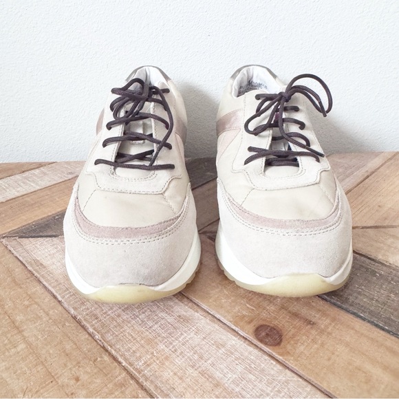 Munro Piper Sneakers - Picture 5 of 11